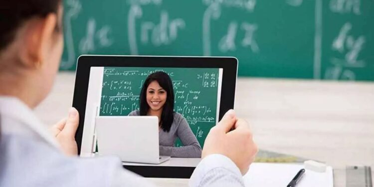 Education 4.0 and the Future of Learning in the Era of Intelligent Technology