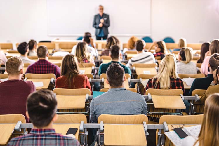 Pros and Cons of Online Learning | Sunderland HK